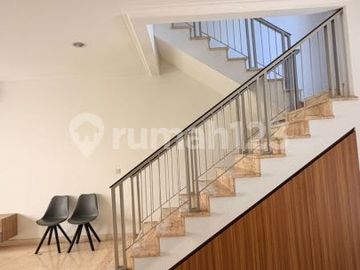 Disewa Rumah Golf Island Pik Uk 8X20 Furnish Siap Huni