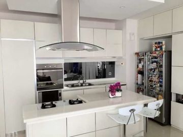 Dijual Penthouse Apartemen Cervino Village Bright and Luxury Interior