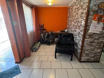 HERMOSA, LUMINOSA Y AMPLIA PROPIEDAD EN VILLA LOS AROMOS