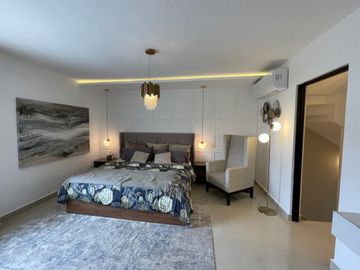 CASA EN VENTA por avenida concordia y santo domingo APODACA