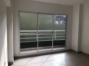 VENTA • VILLA LURO • AV. RIVADAVIA 9615 • MONOAMBIENTE • APTO PROFESIONAL • A ESTRENAR