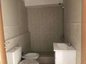 VENTA • VILLA LURO • AV. RIVADAVIA 9615 • MONOAMBIENTE • APTO PROFESIONAL • A ESTRENAR
