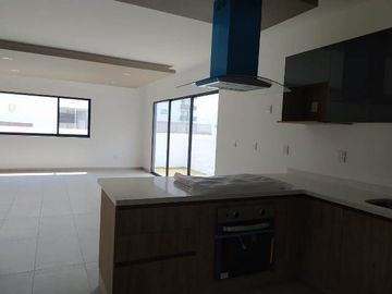 CASA EN VENTA, CAÑADAS DEL LAGO, QUERETARO