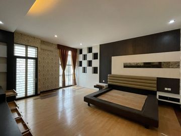 Villa Baru Komplek River View ( Polonia )