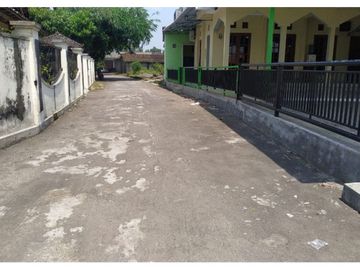 Sisa Lahan Luas, Hunian Cantik Bisa Desain Sendiri Harga Terjangkau