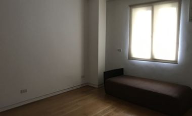 Duplex in Makati, San Lorenzo Village for Sale