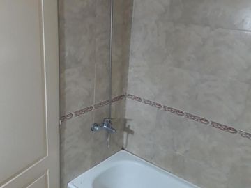 Monoambiente Corrientes al 6400 con cochera piso 9 vista a parque Pileta SUMA Laundry