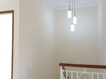 Dijual Murah Rumah 2 Lantai Di Jalan Raya Pekayon, Dekat Galaxy, Bekasi Selatan