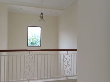 Dijual Murah Rumah 2 Lantai Di Jalan Raya Pekayon, Dekat Galaxy, Bekasi Selatan