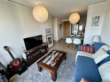 Departamento en arriendo de 2 dorm. en Macul