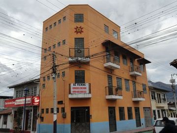 Venta de casa en Cotacachi, centro