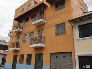 Venta de casa en Cotacachi, centro
