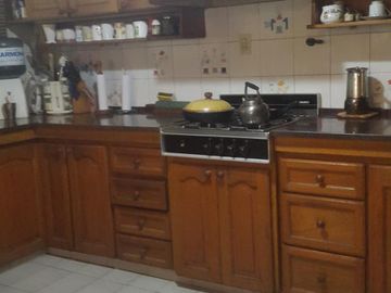 Propiedad con Local + depto