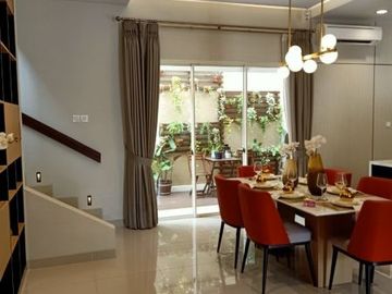 Dijual Rumah Flamingo The Springs Gading Serpong Summarecon Baru Launching Bagus
