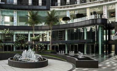 Saavy 1BR Condo in The Milano Residences