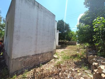 Tres construcciones para remodelar con amplio terreno Comisaria San Pedro Chimay, Merida Yucatan