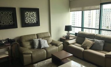 Condominium 2BR/2 Bedrooms Condo for Sale in Edades Tower and Garden Villas Rockwell Center Makati