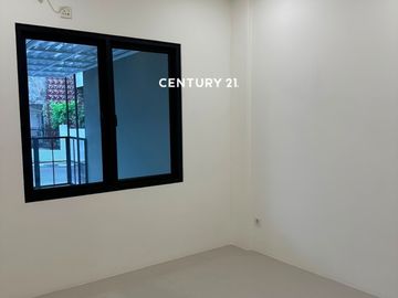 Rumah Modern Minimalis 1 Lantai Dalam Cluster Di BSD Bs 18897