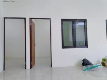 Rumah Ngagel Wasana STRATEGIS, BARU RENOV, ROW 4.5M