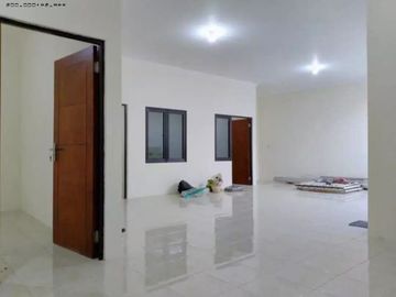 Rumah Ngagel Wasana STRATEGIS, BARU RENOV, ROW 4.5M