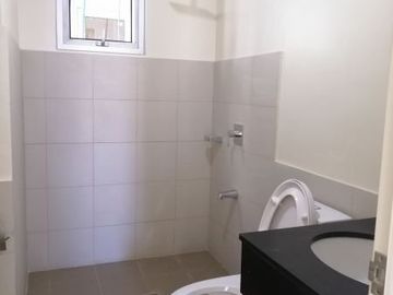 FOR SALE: 2 BR Condominium in Montane BGC, Taguig