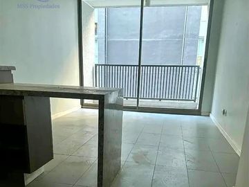 Departamento en arriendo 2D2B Metro Parque Almagro / Bulnes