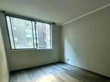 Departamento en arriendo 2D2B Metro Parque Almagro / Bulnes