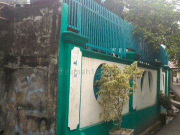 Ex Rumah Kos, Dalam Gang ,Di Utan Kayu Jakarta Timur