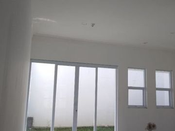 Rumah Artis di Kota Bandung Cisaranten Arcamanik Antapani Limited 2LT Siap Huni