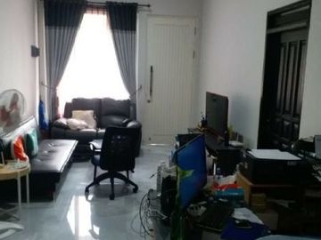 RUMAH SIAP HUNI Kondisi Terawat Nirwana Eksekutif, Hook