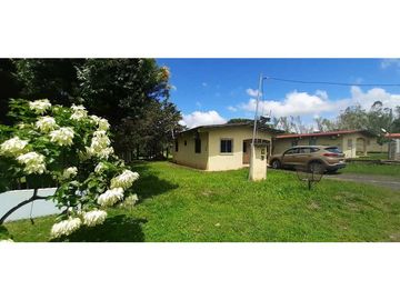 VENDO CASA EN EL CARRIZAL EN REMATE