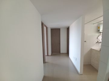 apartamento en venta en conjunto residencial portobello  piso 7. Cod V13337