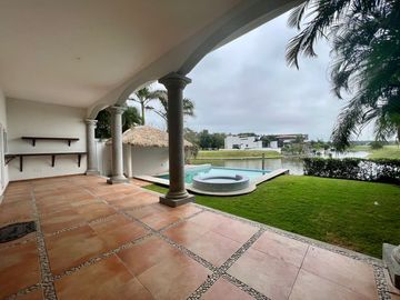 CASA EN VENTA EN EL DORADO AL LADO DEL RO | ARLETTE FLORES