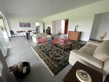 Se Vende Hermosa Casa De Campo En El Carmen - Chincha
