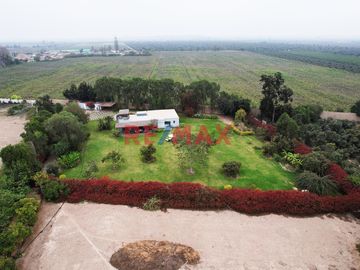 Se Vende Hermosa Casa De Campo En El Carmen - Chincha