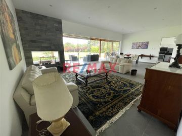 Se Vende Hermosa Casa De Campo En El Carmen - Chincha