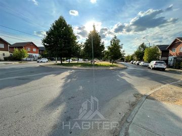 Casa en venta de 4 dorm. en Curicó (39697)