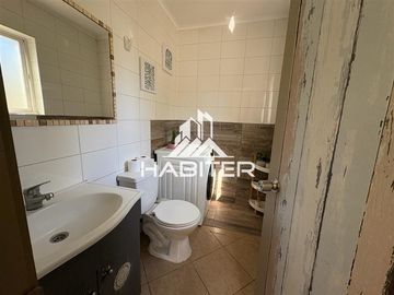 Casa en venta de 4 dorm. en Curicó (39697)