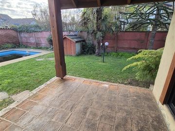 Casa en venta de 5 dorm. en Los Angeles