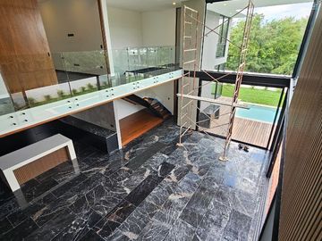 Casa de 5 recamaras una de ellas en PLANTA BAJA en Yucatán Country Club