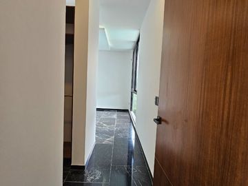 Casa de 5 recamaras una de ellas en PLANTA BAJA en Yucatán Country Club