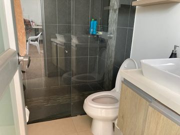 apartamento en venta en cristales. Cod V107339