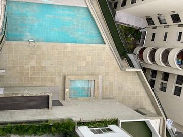 apartamento en venta en cristales. Cod V107339