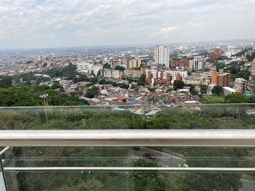 apartamento en venta en cristales. Cod V107339
