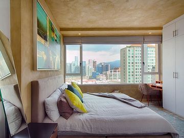 Penthouse con terraza semi techada de 37 m2, 4 estacionamientos, alberca con car