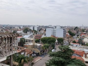 DPTO 3 AMBIENTES EN CONSTRUCCION, J. L. SUAREZ