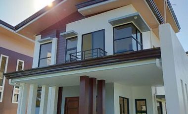 Single Detached Houses in Vista De Bahia Resort Subdivision