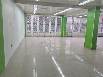 local en arriendo en el toberin. Cod A7287602