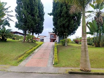 VENTA de CASAS en PEREIRA