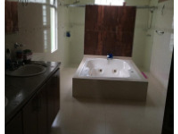 VENTA de CASAS en PEREIRA